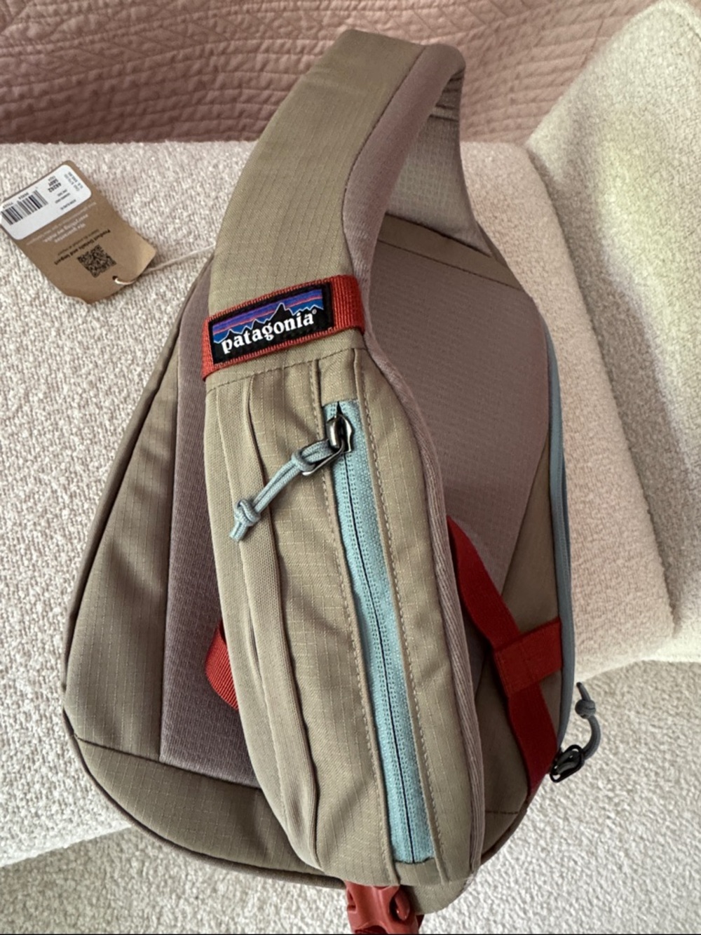 Patagonia Tan Sling Bag with Red Strap Accents - Picture 3 of 4